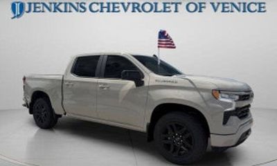 2025 Chevrolet Silverado Custom