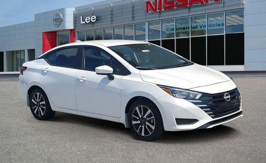 2025 Nissan Versa SV