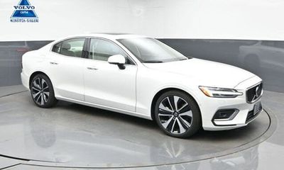 2023 Volvo S60 Ultimate Bright With