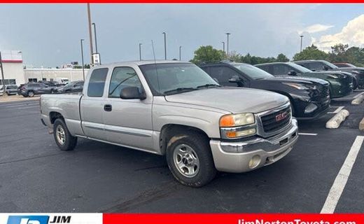 2004 GMC Sierra
