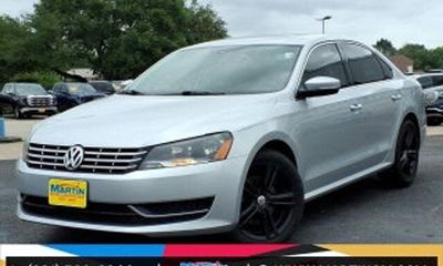 2014 Volkswagen Passat SE