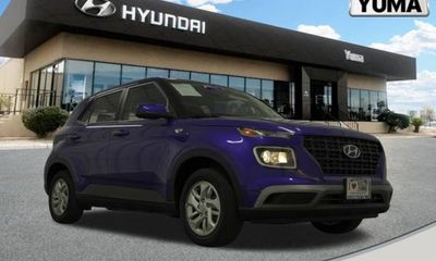 2025 Hyundai Venue SE