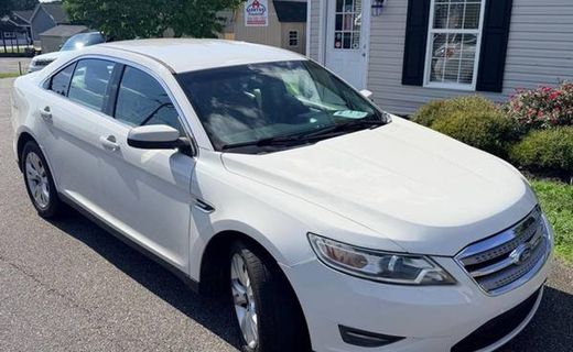 2012 Ford Taurus SEL