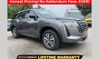 2026 Nissan Pathfinder SL