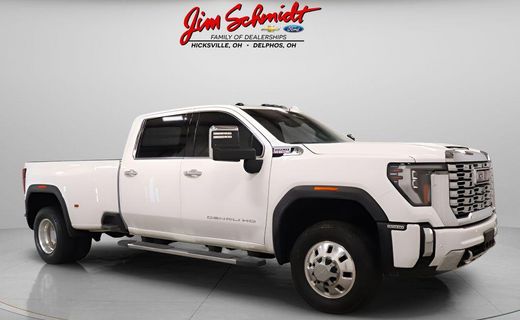 2025 GMC Sierra HD Denali