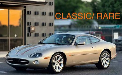 2003 Jaguar XK8