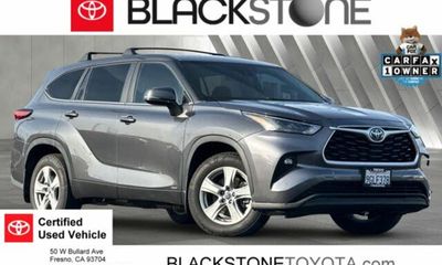 2023 Toyota Highlander LE