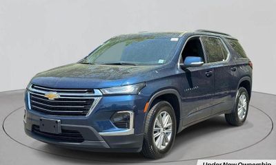 2023 Chevrolet Traverse LT