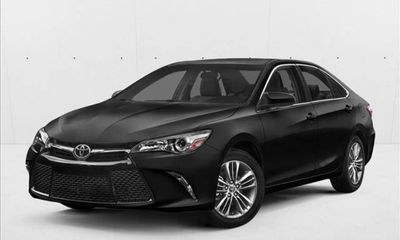 2017 Toyota Camry LE SE XLE