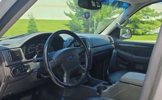2002 Ford Explorer