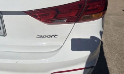 2018 Hyundai Elantra Sport