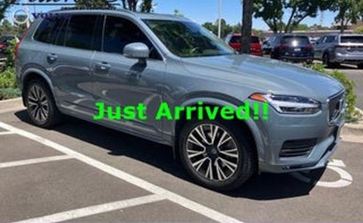 2020 Volvo XC90 Momentum