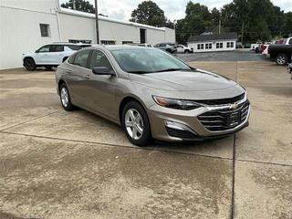 2022 Chevrolet Malibu LS 1LS