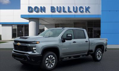 2026 Chevrolet Silverado HD Custom