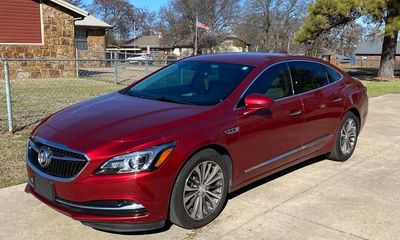 2019 Buick Lacrosse Premium