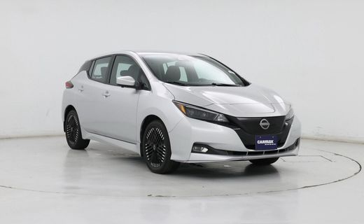 2024 Nissan Leaf SV
