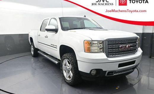 2012 GMC Sierra Denali