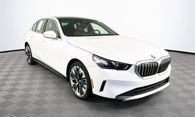 2026 BMW 540i