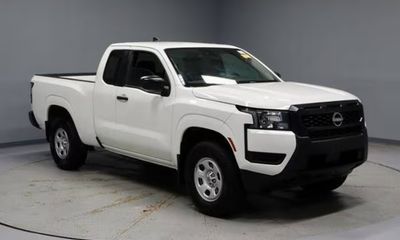 2025 Nissan Frontier S
