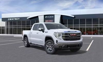2026 GMC Sierra SLT