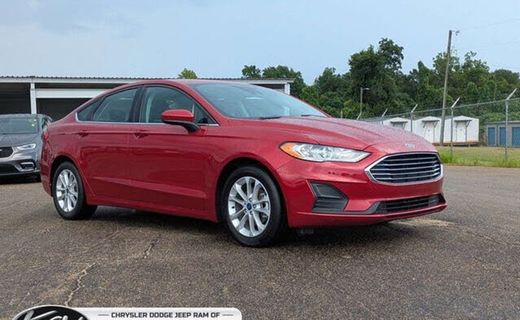 2020 Ford Fusion SE