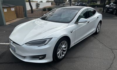 2019 Tesla Model S
