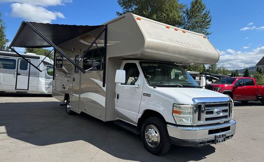2013 Ford E-350 Super Duty