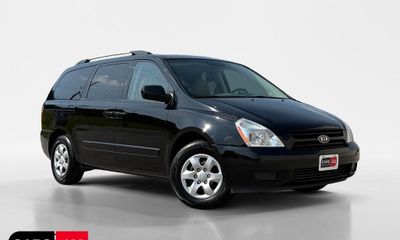2010 Kia Sedona GL
