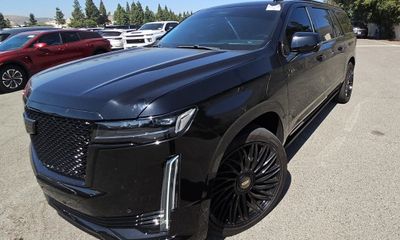 2021 Cadillac Escalade ESV Sport