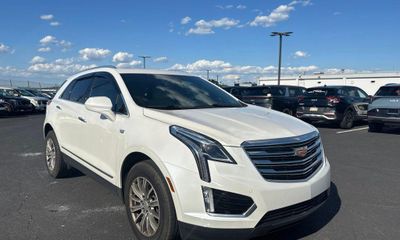 2017 Cadillac XT5 Luxury
