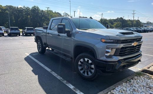 2024 Chevrolet Silverado HD Custom