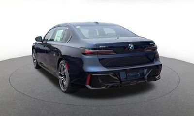 2026 BMW 740i