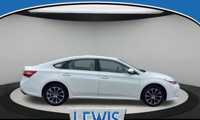 2016 Toyota Avalon XLE