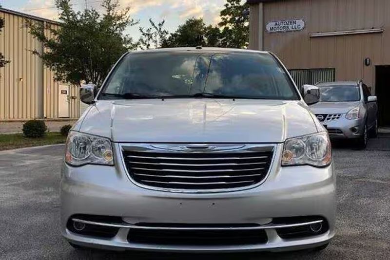 2011 Chrysler Town And Country — a typically priced live listing