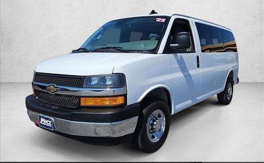 2025 Chevrolet Express LT