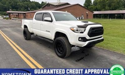 2017 Toyota Tacoma SR5 TRD OFF