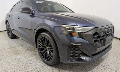2024 Audi SQ8 Quattro Premium Plus