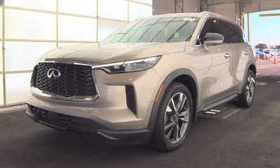2023 Infiniti QX60 Luxe