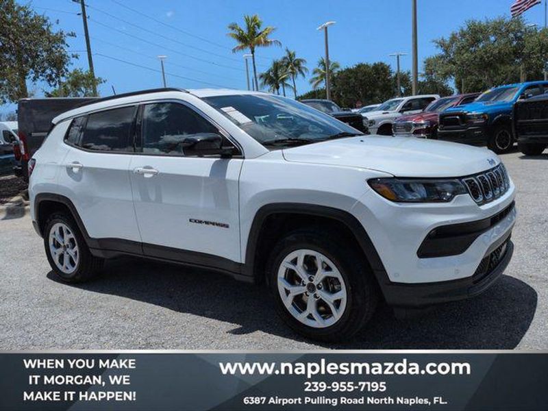 2025 Jeep Compass — a typically priced live listing