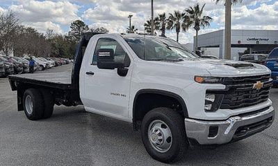 2025 Chevrolet Silverado HD Work Truck