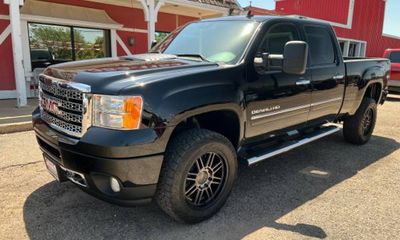 2012 GMC Sierra Denali
