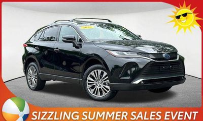 2023 Toyota Venza XLE