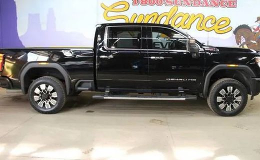 2024 GMC Sierra HD Denali