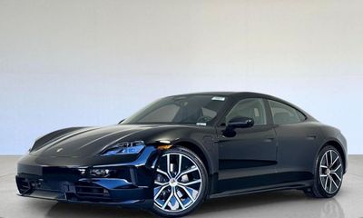 2026 Porsche Taycan 4