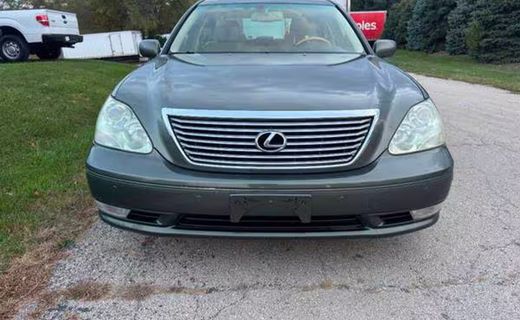 2004 Lexus LS 430