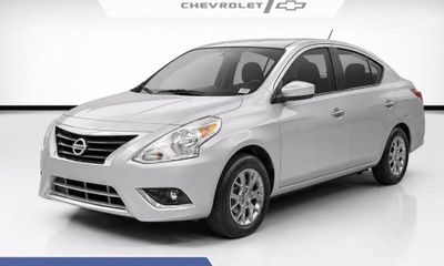 2019 Nissan Versa SV