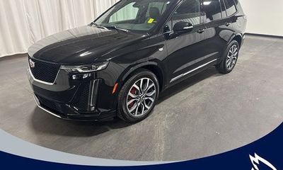 2025 Cadillac XT6 Sport