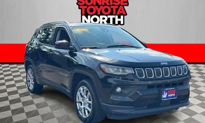 2022 Jeep Compass Latitude LUX Altitude