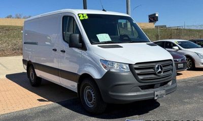 2025 Mercedes-Benz Sprinter 907