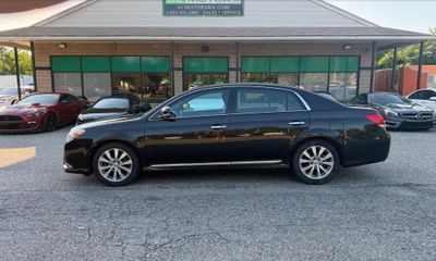 2011 Toyota Avalon SDN Natl FOR